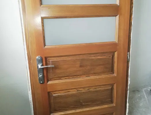 Drzwi sosnowe w stanie idealnym 7