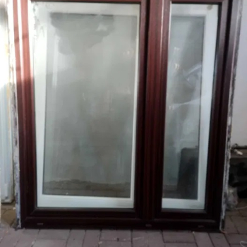 Okno plastikowe dwuszybowe MAHOŃ 135x153,5