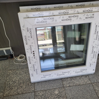 Okno Schüco PVC Białe 710 x 685