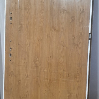 Drzwi zewnętrzne stalowe KMT kolor Winchester, pełne 90Prawe